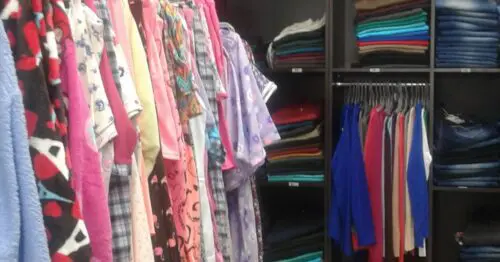 ALMACEN LUNA CALLE 167 54D CON 23 ALMACEN LUNA CALLE 167 54D CON 23